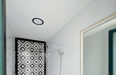 Bán nhà p5 pn 4 tầng mới full nội thất hẻm thông khu dân trí cao chỉ 6,5 tỉ