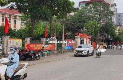 BÁN NHÀ KIM GIANG THANH XUÂN 6.1 TỶ 34M VỊ TRÍ CỰC ĐỈNH 10M RA PHỐ FULL NỘI THẤT
