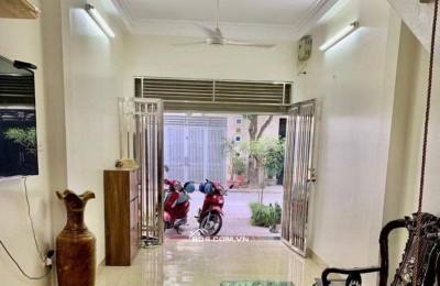 Bán Nhà 4 Tầng Văn Phú đẹp lung linh, Vị Trí Đẹp, Kinh Doanh Đỉnh, 
Ô tô đỗ cửa 46m2 giá chỉ 12,5Tỷ