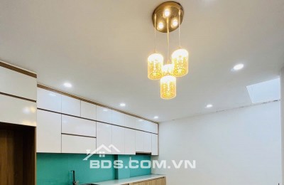 GẤP BÁN NHÀ CẠNH TUYẾN METRO TRƯỜNG THỌ, chỉnh nhỉnh 6 tỷ - đầu tư - ở đều được
