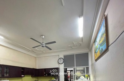 Bán nhà mặt tiền trung tâm Quận 9 - chính chủ