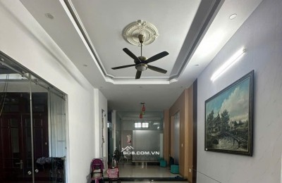MẶT TIỀN KINH DOANH ĐƯỜNG 33m SÂN BAY ĐÀ NẴNG 300m2 sử dụng CHỈ 11 TỶ NHỈNH
