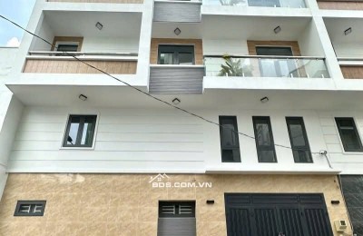 Siêu phẩm dòng tiền 1,2 tỷ/năm. 8x12m. 4 tầng đường Thành Thái, Q10 - 17 tỷ thương lượng