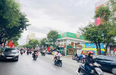 BÁN NHÀ MẶT TIỀN KINH DOANH TẠI THÁI NGUYÊN, NHA TRANG ĐANG CHO THUÊ TẠO DÒNG TIỀN HÀNG THÁNG