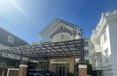 BÁN VILLA 7 PHÒNG NGỦ MAI ANH ĐÀO PHƯỜNG 8  ĐÀ LẠT GIÁ 13 TỶ
