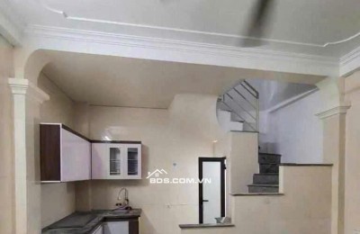 Bán nhà Vĩnh Hưng, Hoàng Mai, 21m 4 Tầng. Giá 4.25 Tỷ. Sổ Đỏ Riêng