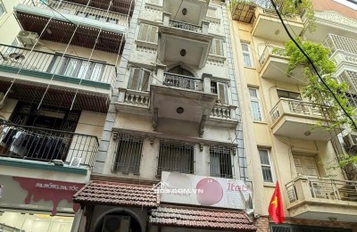 Mặt phố Cầu Giấy  kinh doanh, gần trường, công viên Nghĩa Đô