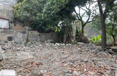 ĐẤT VIEW HỒ RẺ NHẤT TT YÊN VIÊN - GIA LÂM.139m2GIÁ 39TR/M2. SẴN SỔ RIÊNG. 0934363879