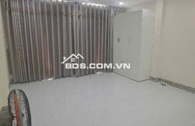 Bán nhà vị trí đắc địa - gần trung tâm hành chính Quận 7