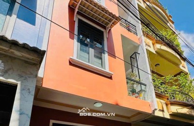 5tỷ2 - Cần Bán Nhà Phan Đình Giót, Phường 6, TP Đà Lạt