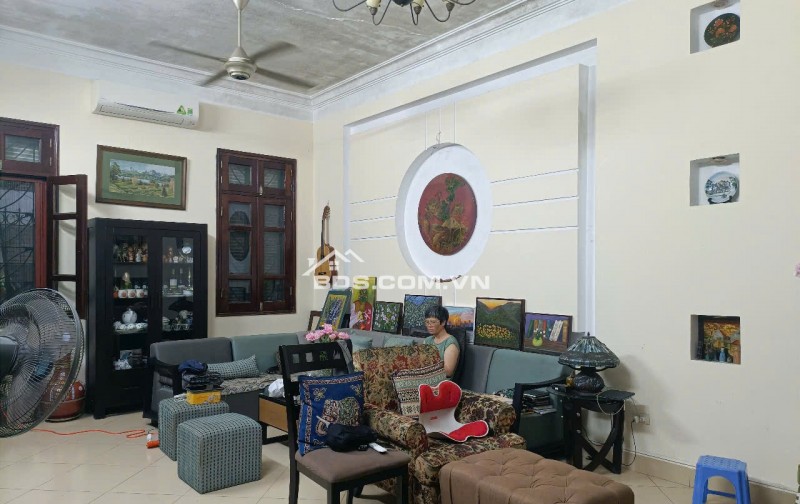 NHÀ ĐẸP THỤY KHUÊ – 103.9M² – 4 TẦNG – 3 THOÁNG MẶT TIỀN 8M – GẦN HỒ TÂY – GIÁ TỐT