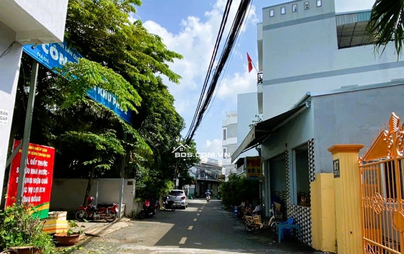 BÁN NHÀ 2 MẶT TIỀN ĐẸP - NGAY TRUNG TÂM QUẬN 2, 182M2 NỞ HẬU, Ô TÔ NGỦ SÂN,  CHỈ 14.2TỶ