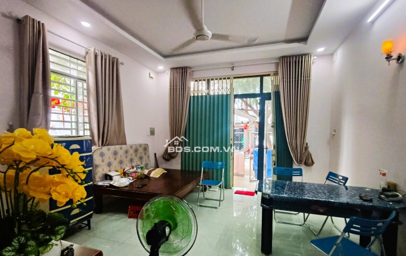 BÁN NHÀ 2 MẶT TIỀN ĐẸP - NGAY TRUNG TÂM QUẬN 2, 182M2 NỞ HẬU, Ô TÔ NGỦ SÂN,  CHỈ 14.2TỶ