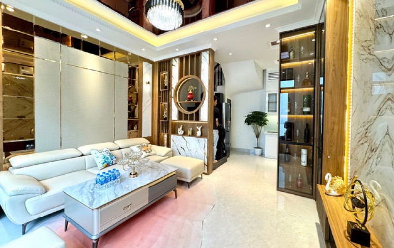 Bán Gấp Siêu Phẩm Nhà Yên Hòa, Cầu Giấy 40m2 – 5 Tầng – MT  5m – Giá chỉ 8 tỷ