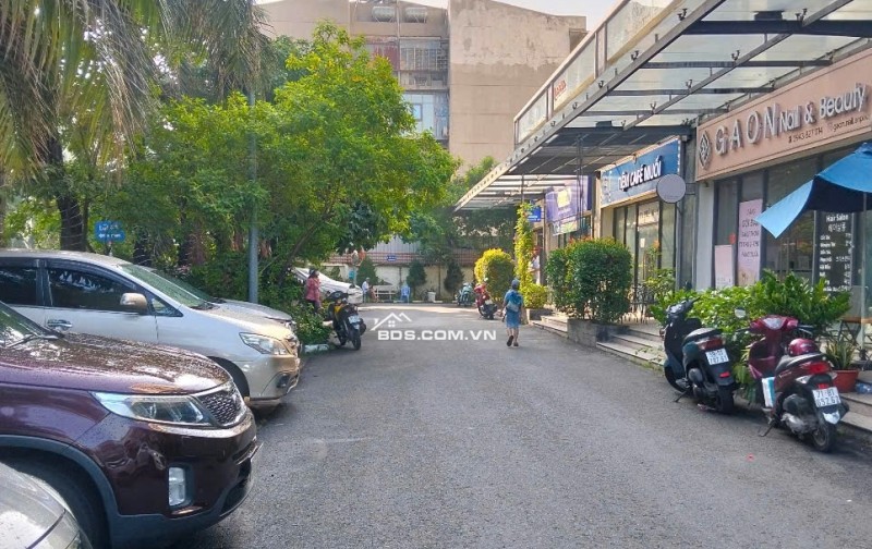 CHO THUÊ SHOPHOUSE Q.2 GIÁ CẢ HỢP LÝ (Mời a chị e môi giới cùng hợp tác)