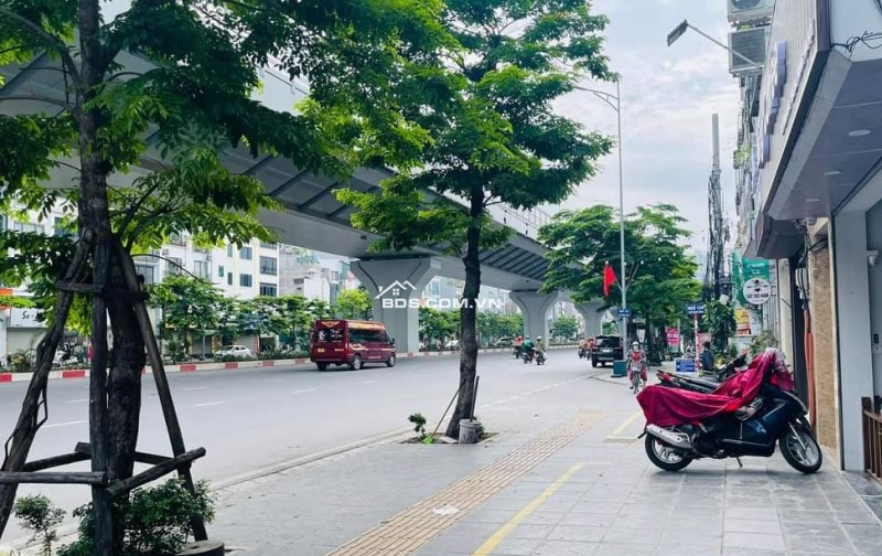 BÁN MẶT PHỐ HOÀNG CẦU- TRUNG TÂM ĐỐNG ĐA- GẦN Ô CHỢ DỪA- GẦN HỒ- XÂY TOÀ BUILDING- 215M- MT 13M- HƠN 80TỶ