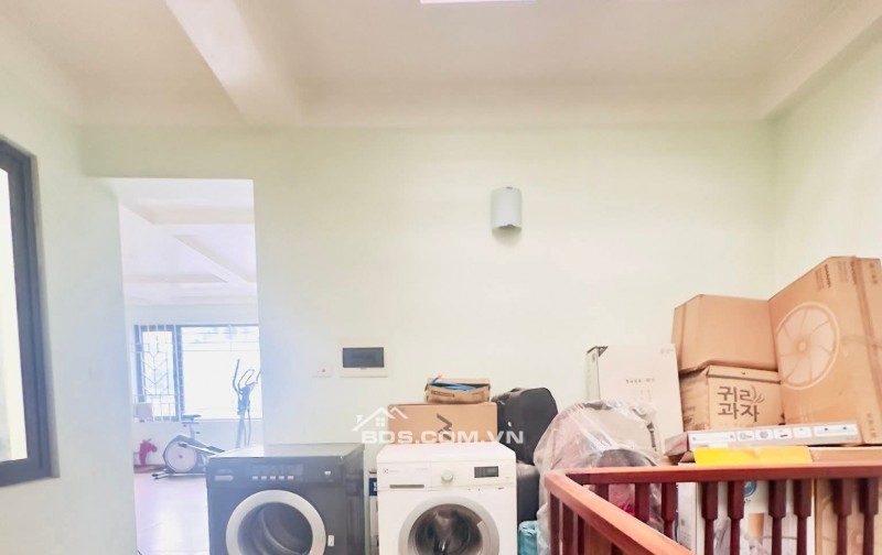 Nhà Đẹp Ô TÔ Chạy Vòng Quanh Lạc Trung, Hai Bà Trưng 87m, 4 tầng, mt 8m, giá 28.7 tỷ