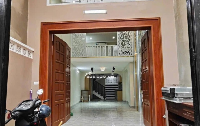 Nhà Đẹp Gần Đường Ô TÔ Trương Định, Hoàng Mai 48/52m, 5 tầng, mt 3.6m, giá 8.8 tỷ.