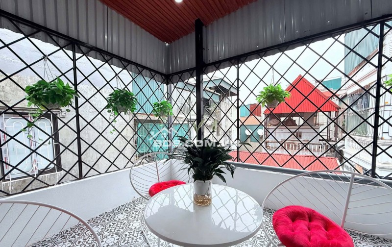 Nhà Đẹp, Ngõ Hoà Bình 7, Hai Bà Trưng 40m, 4 tầng, mt 3.3m, giá 9.5 tỷ