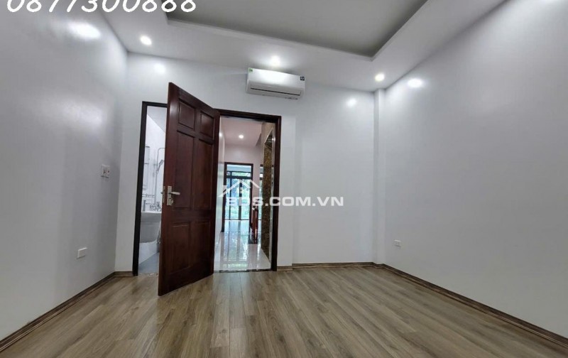 NHÀ LA KHÊ 7 TỶ 45M, NGÕ THÔNG, OTO, THANG MÁY NHẬP KHẨU