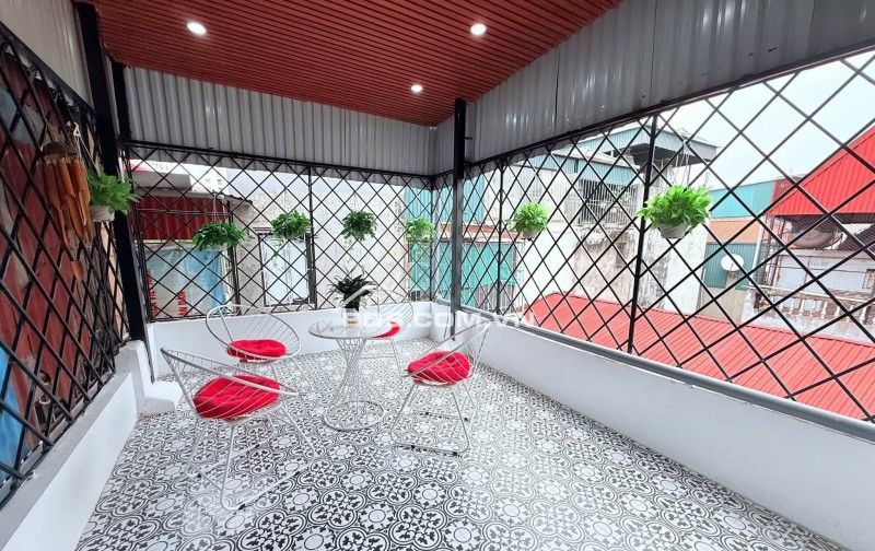 Nhà Đẹp, Ngõ Hoà Bình 7, Hai Bà Trưng 40m, 4 tầng, mt 3.3m, giá 9.5 tỷ