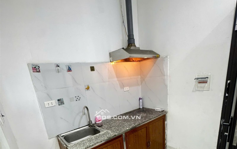 CHÍNH CHỦ CHO THUÊ CCMN SỐ 26 NGÁCH 49 NGÕ 32 ĐỖ ĐỨC DỤC