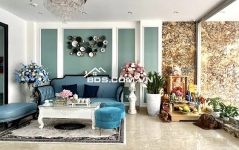 Mặt Phố Lô Góc Hoàng Quốc Việt 3 Thoáng 80m2 hơn 42 tỷ