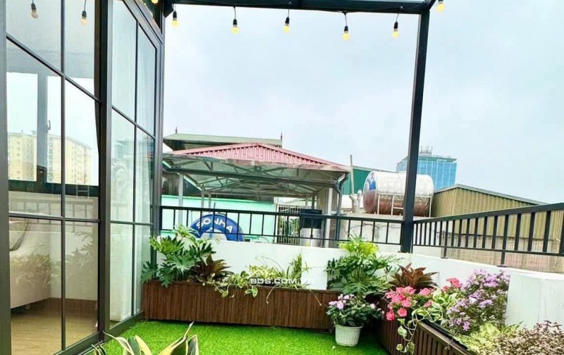 Nhà Đẹp Dòng Tiền, Đường Láng, Đống Đa 75m, 7 tầng, mt 4.6m, giá 18.5 tỷ.