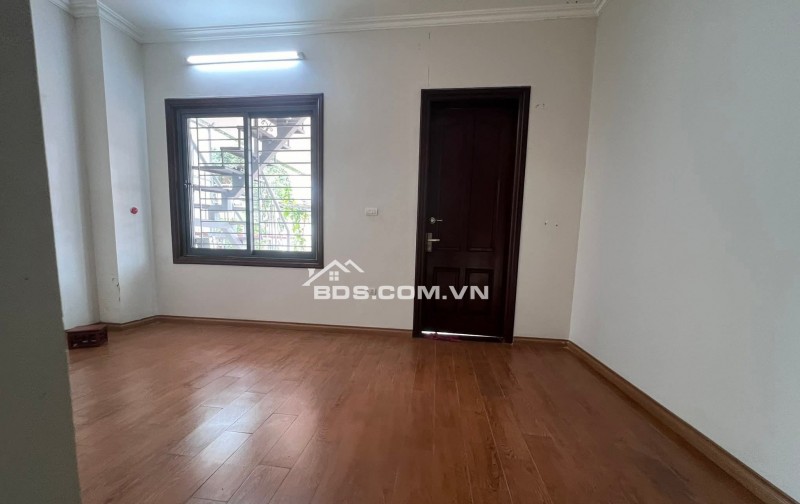 Nhà Đẹp Phân Lô, Ô TÔ Chạy Vòng Quanh, Phố Vọng, Hai Bà Trưng 80m, 5 tầng, mt 5m, giá 31.5 tỷ.