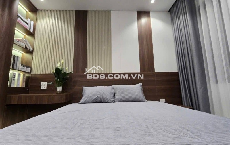 Nhà Đẹp Kinh Doanh, Thang Máy, Ngõ Văn Chương, Đống Đa 25m, 5 tầng, mt 4.5m, giá 7.79 tỷ