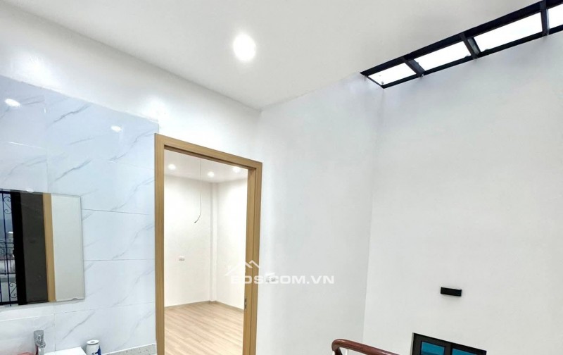 Nhà Đẹp Ở Luôn Minh Khai, Hai Bà Trưng 45m, 4 tầng, giá 9.2 tỷ.
