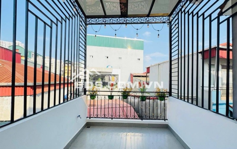 Nhà Đẹp Ở Luôn Minh Khai, Hai Bà Trưng 45m, 4 tầng, giá 9.2 tỷ.