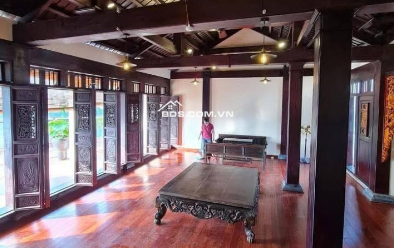 Bán Nhà Mặt Phố VIP, Hoàng Cầu, Đống Đa 216m, 9 tầng, mt10.5m, giá 118 tỷ