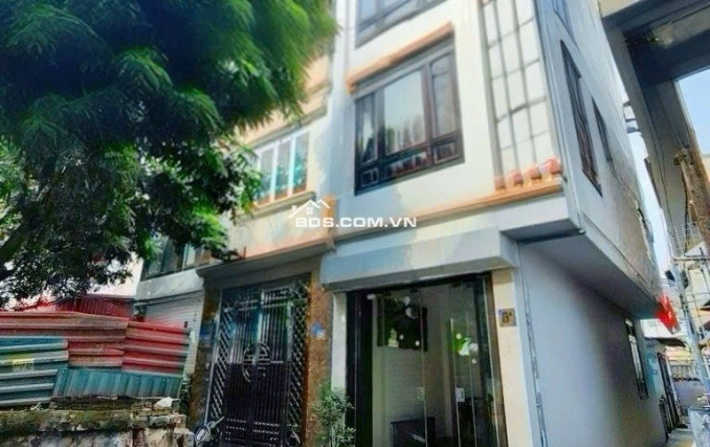 Bán gấp nhà dân xây 4 tầng lô góc - ô tô đỗ của - cổ điển a,tứ hiệp thanh trì chỉ 6đ hơn.