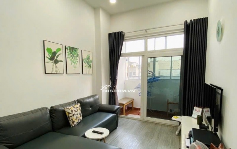 Chung cư Saigon Town, Tân Phú: 100m2, 3pn, 2wc, Căn góc, 11tr/th