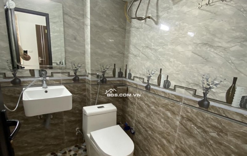 CHO THUÊ PHÒNG TRỌ – 135 CHÍNH KINH, THANH XUÂN - GIÁ 6.5 TRIỆU/THÁNG CÓ TL.,