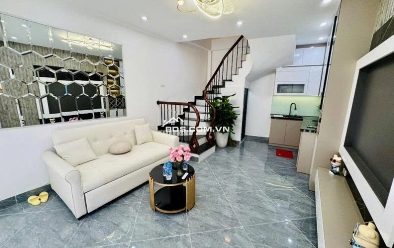 Hiếm ! Nhỉnh 6 Tỷ - Oto - Kinh Doanh - Full Nội Thất - Định Công Thượng, Hoàng Mai.