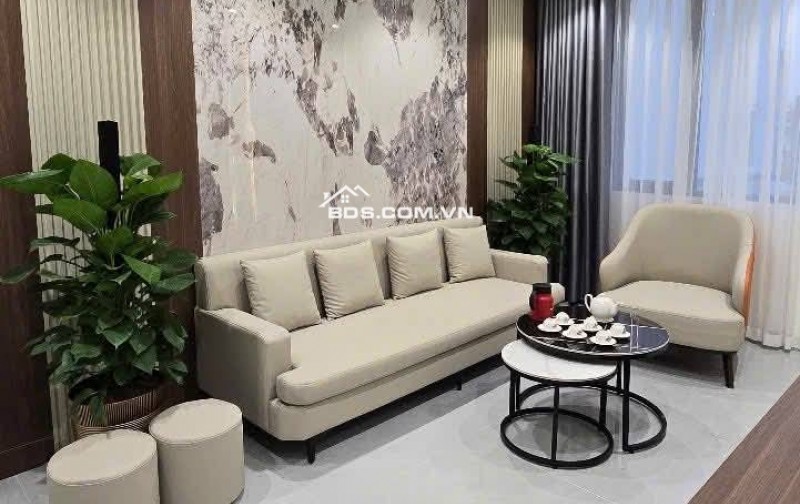 Nhà Đẹp Kinh Doanh, Thang Máy, Ngõ Văn Chương, Đống Đa 25m, 5 tầng, mt 4.5m, giá 7.79 tỷ