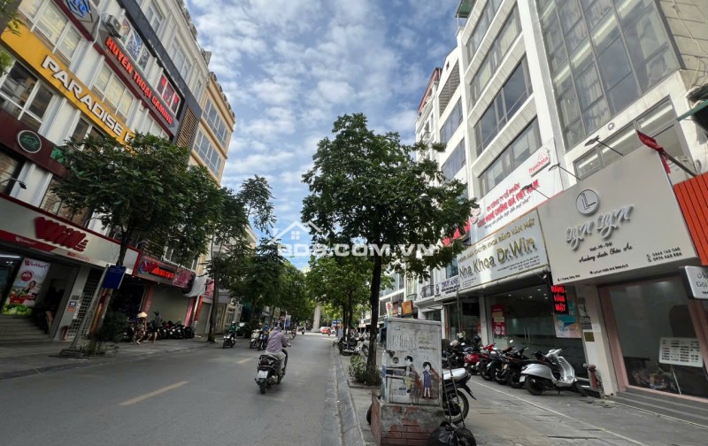 Bán nhà mặt phố TRƯƠNG CÔNG GIAI, KINH DOANH ĐỈNH, VỈA HÈ RỘNG