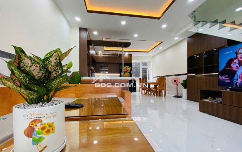 Bán nhà Hiệp Phú - Thủ Đức – 150m² – Đường 12m – thích hợp ở hoặc làm văn phòng.