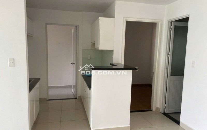 Chung cư Hoa Sen, Lạc Long Quân,p10,Q11: 77m2, 2PN, 2WC, 9tr/th.