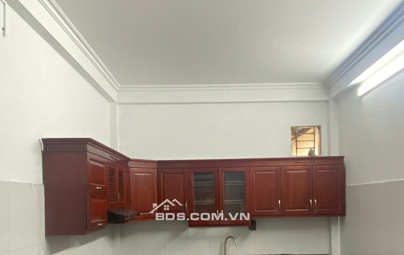B.Á.N NHÀ-VĨNH QUỲNH, PHÂN LÔ, NGÕ NÔNG, GẦN PHỐ, NHÀ DÂN XÂY CHẮC CHẮN, 33m2, MT: 3.2m, Nhỉnh 5 tỏi nhỏ xíu.