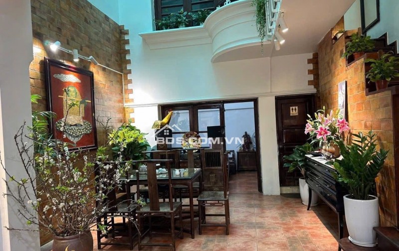 KIỆT TÁC PHÂN LÔ VIP TRUNG KÍNH – 2 Ô TÔ – NỘI THẤT TIỀN TỶ – VỊ TRÍ KHÔNG CÓ CĂN THỨ 2