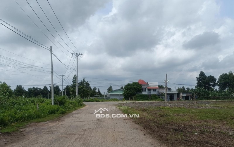 CƠ HỘI ĐẦU TƯ: ĐẤT Ở THỔ CƯ 225M2 - VỊ TRÍ VÀNG TP. BÀ RỊA - CHỈ 1.4 TỶ - SỔ ĐỎ