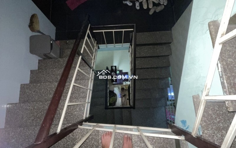 NHÀ GÒ VẤP P14, 80M2, HXH 4.5M, NGANG GẦN 7M, 3 Tầng, 5 PN, chỉ 6 Tỷ TL