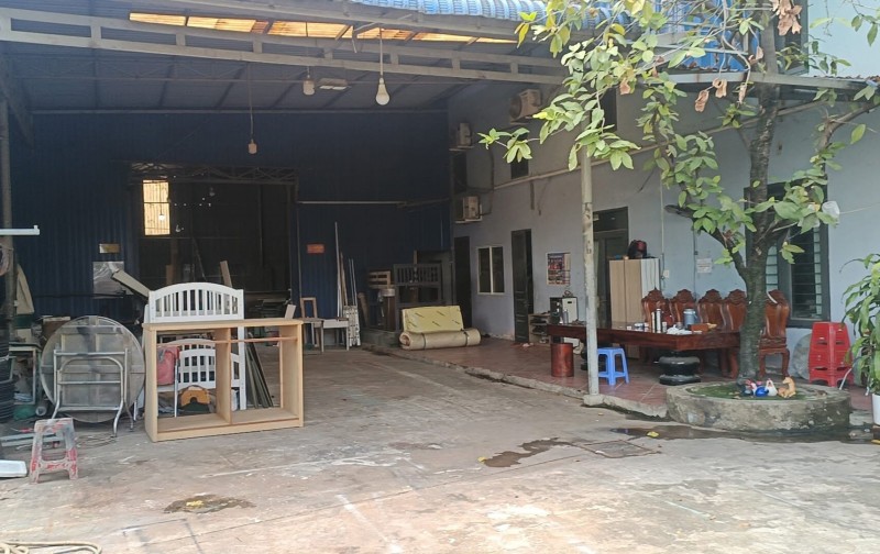 Cho thuê nhà xưởng sd 800m2 gần chợ Vườn Lài Quận 12