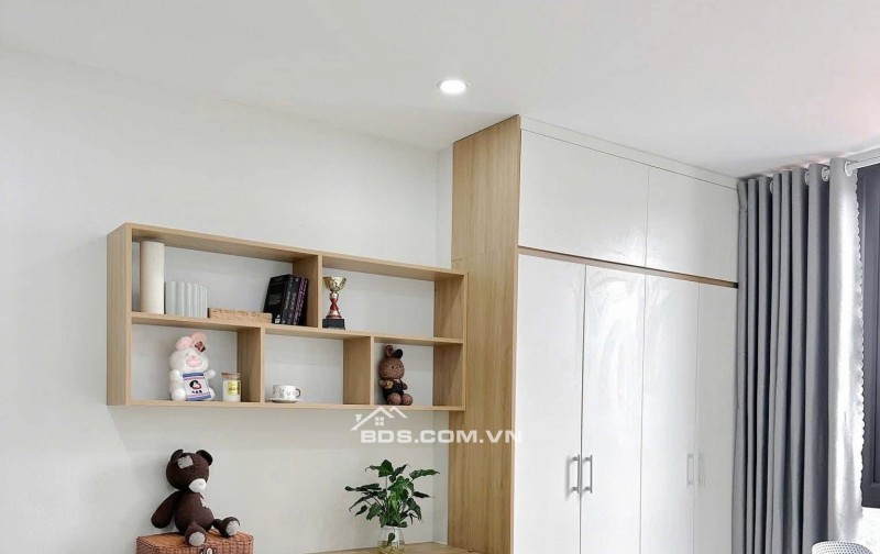 Nhà Đẹp Dòng Tiền Thái Thịnh, Đống Đa 77/85m,  7 tầng, mt 11m, giá 23.65 tỷ