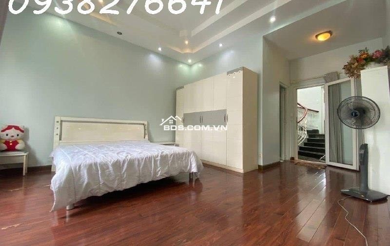 NHÀ 1 TRỆT 2 LẦU SÂN THƯỢNG 4PN 5WC 100m2 35tr/tháng