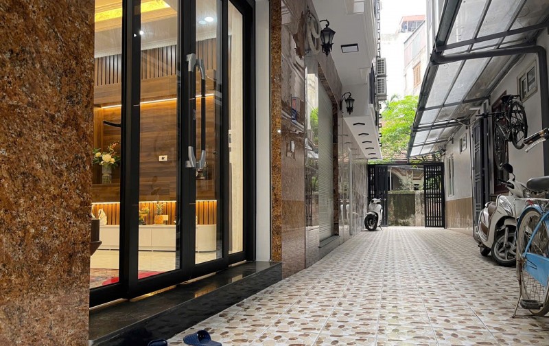 Bán nhà riêng 4PN, 6WC, 30m2, 10 tỷ, Yên Hòa, Cầu Giấy, Hà Nội, Hot!