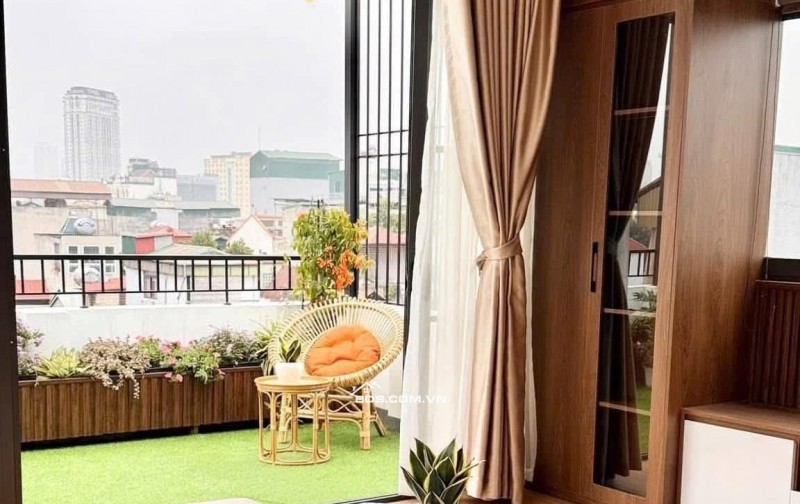 Nhà Đẹp Dòng Tiền, Đường Láng, Đống Đa 75m, 7 tầng, mt 4.6m, giá 18.5 tỷ.